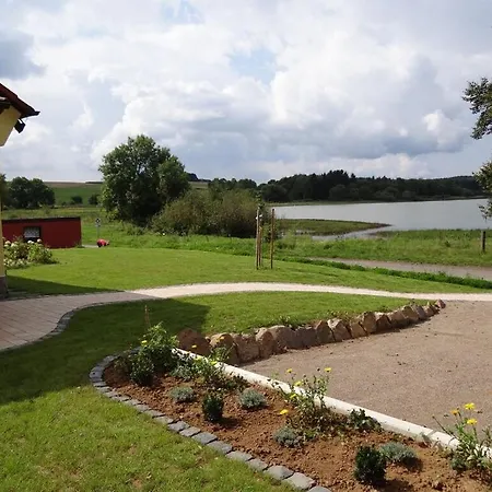 With 4 Bedrooms Semesterbostad