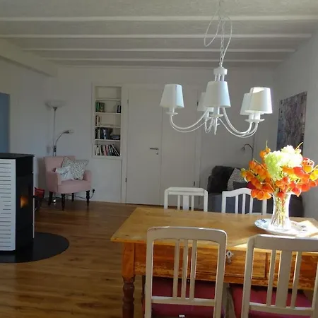With 4 Bedrooms Tatil Evi